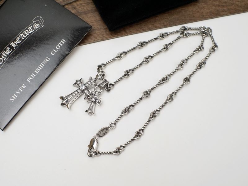 Ch*0me He**ts necklaces